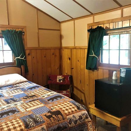 Bill Cody Ranch Hotell Eksteriør bilde