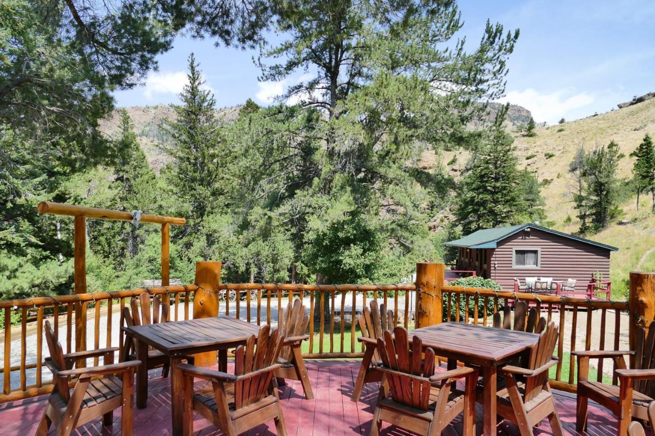 Bill Cody Ranch Hotell Eksteriør bilde