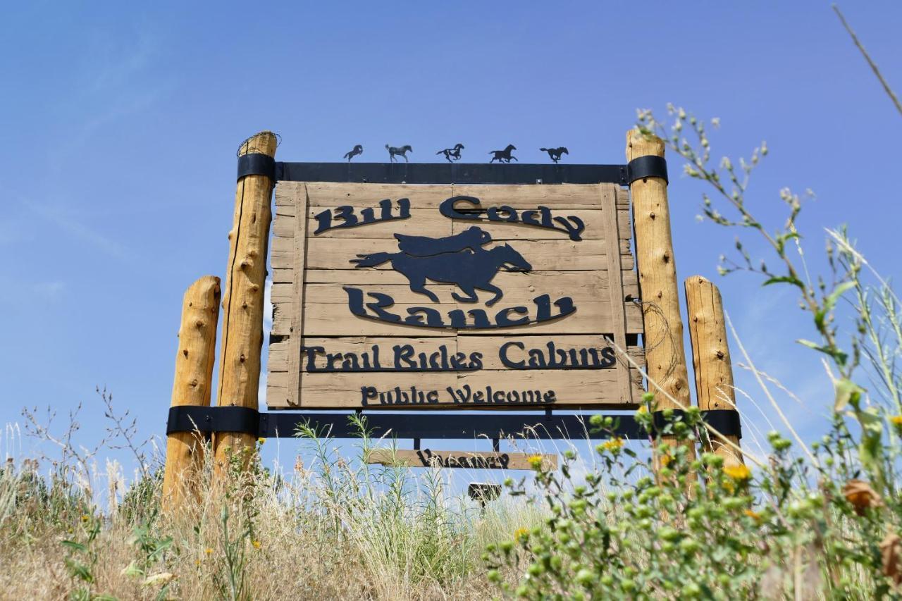 Bill Cody Ranch Hotell Eksteriør bilde