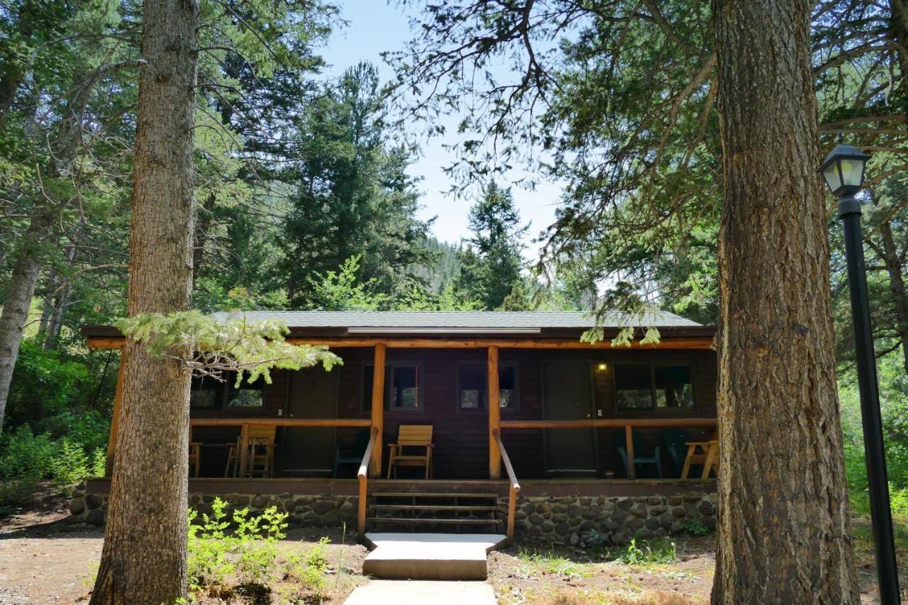 Bill Cody Ranch Hotell Eksteriør bilde