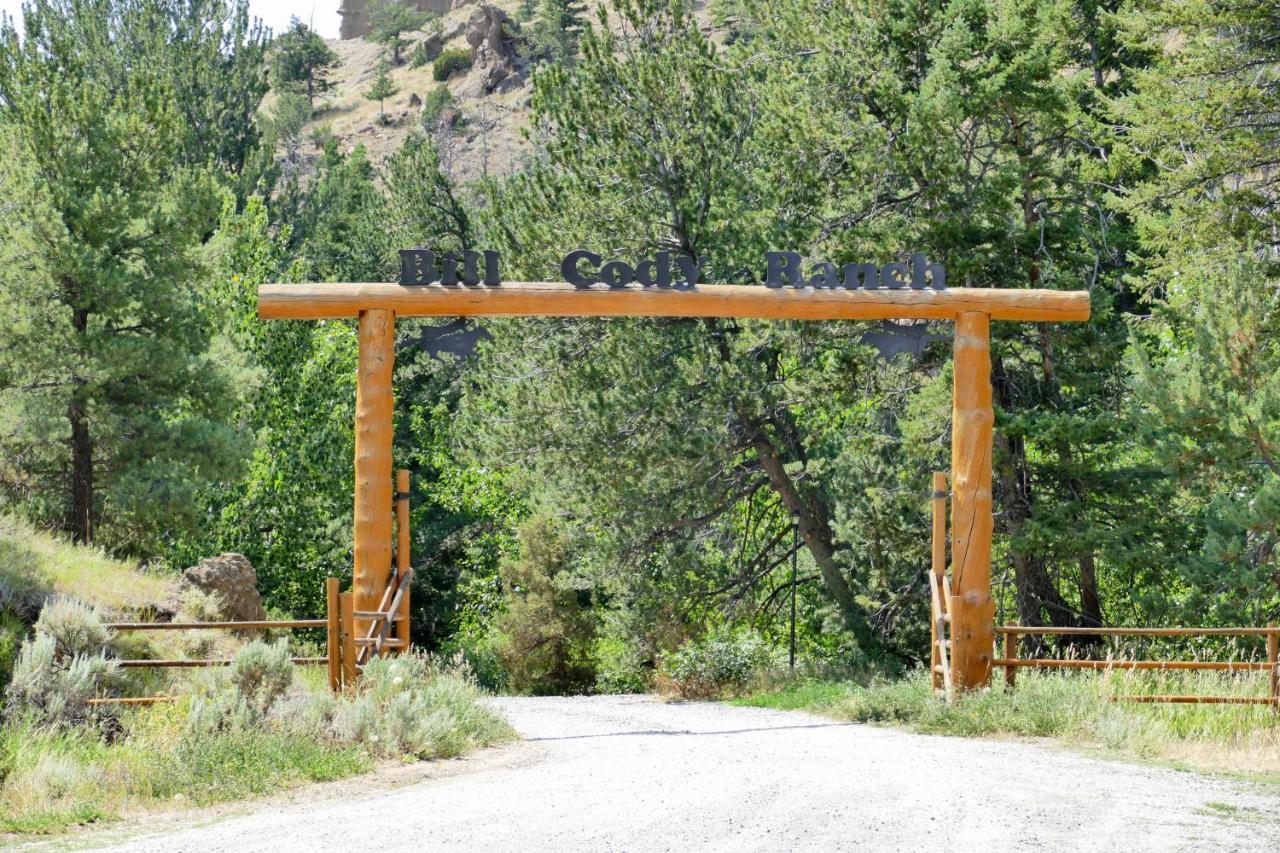 Bill Cody Ranch Hotell Eksteriør bilde