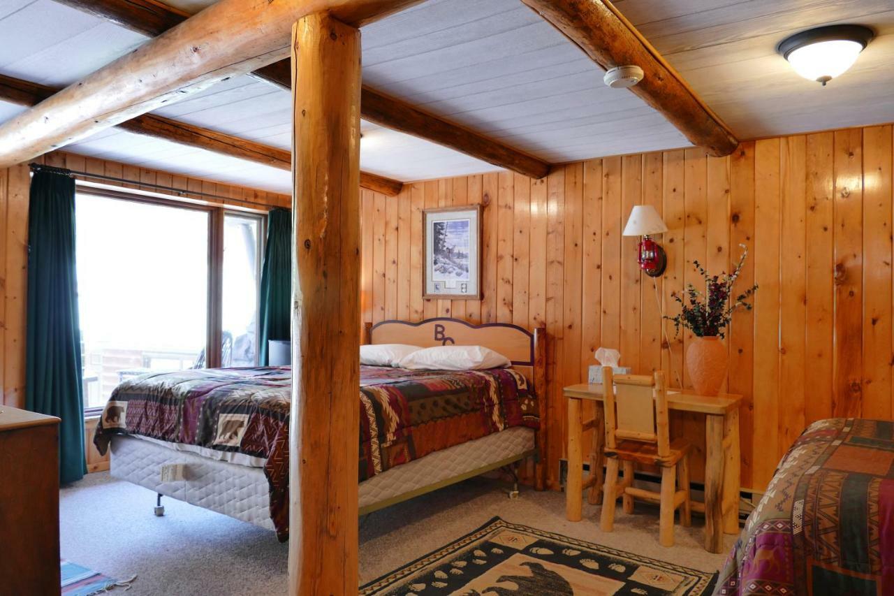 Bill Cody Ranch Hotell Eksteriør bilde